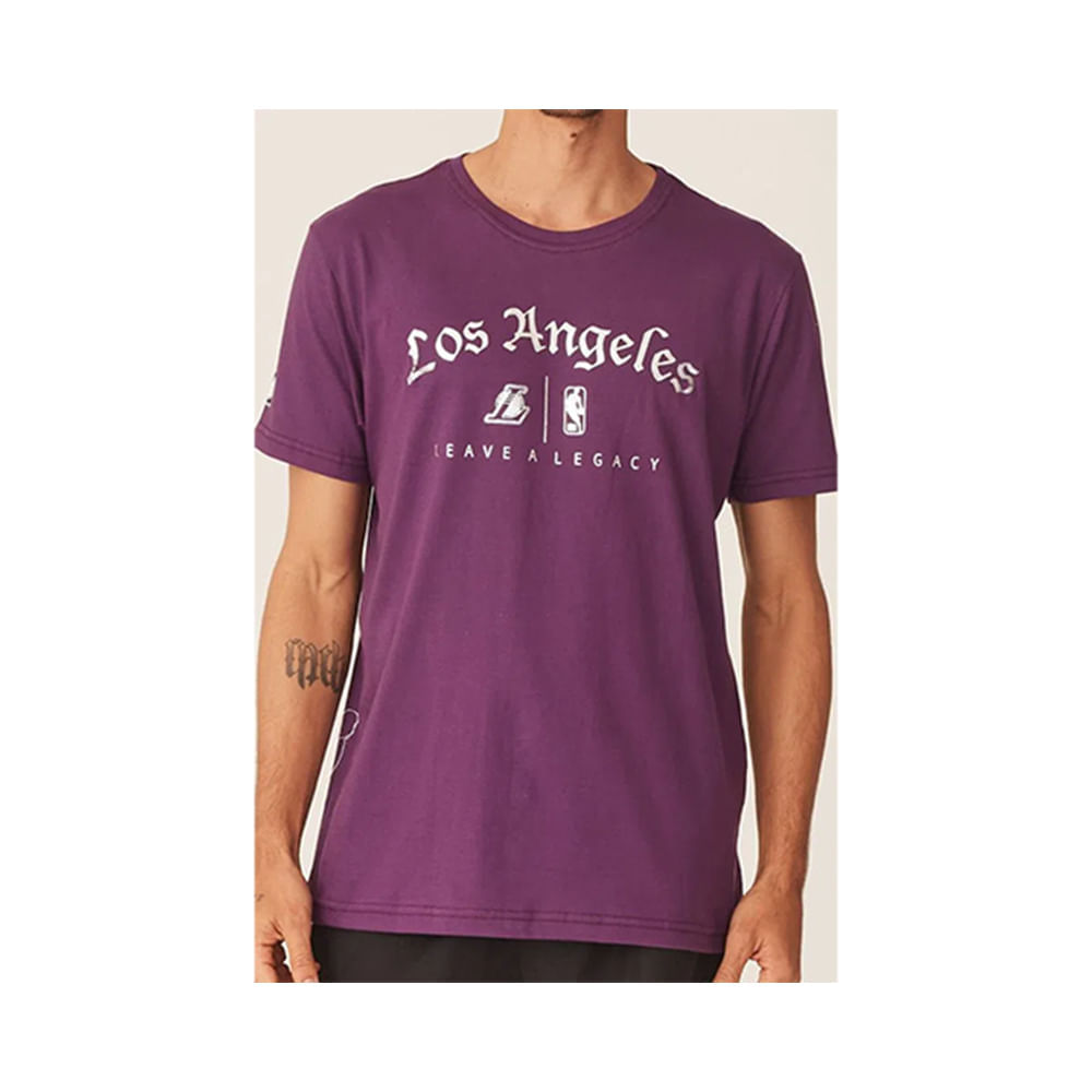 Camiseta Básica Masculina Estampada Los Angeles Lakers Roxa N512A - NBA Camiseta Básica Masculina Estampada Los Angeles Lakers Roxa Tam P - NBA