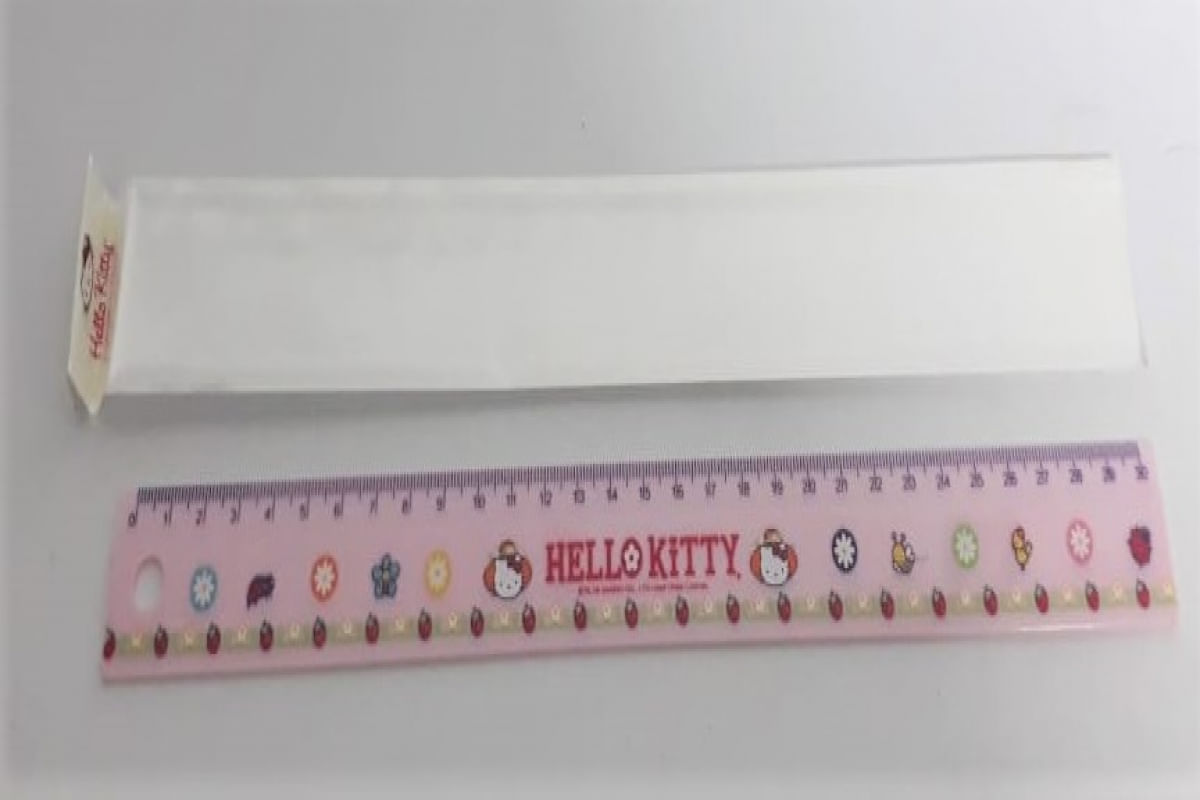 YES Régua Plástica Hello Kitty 30 cm