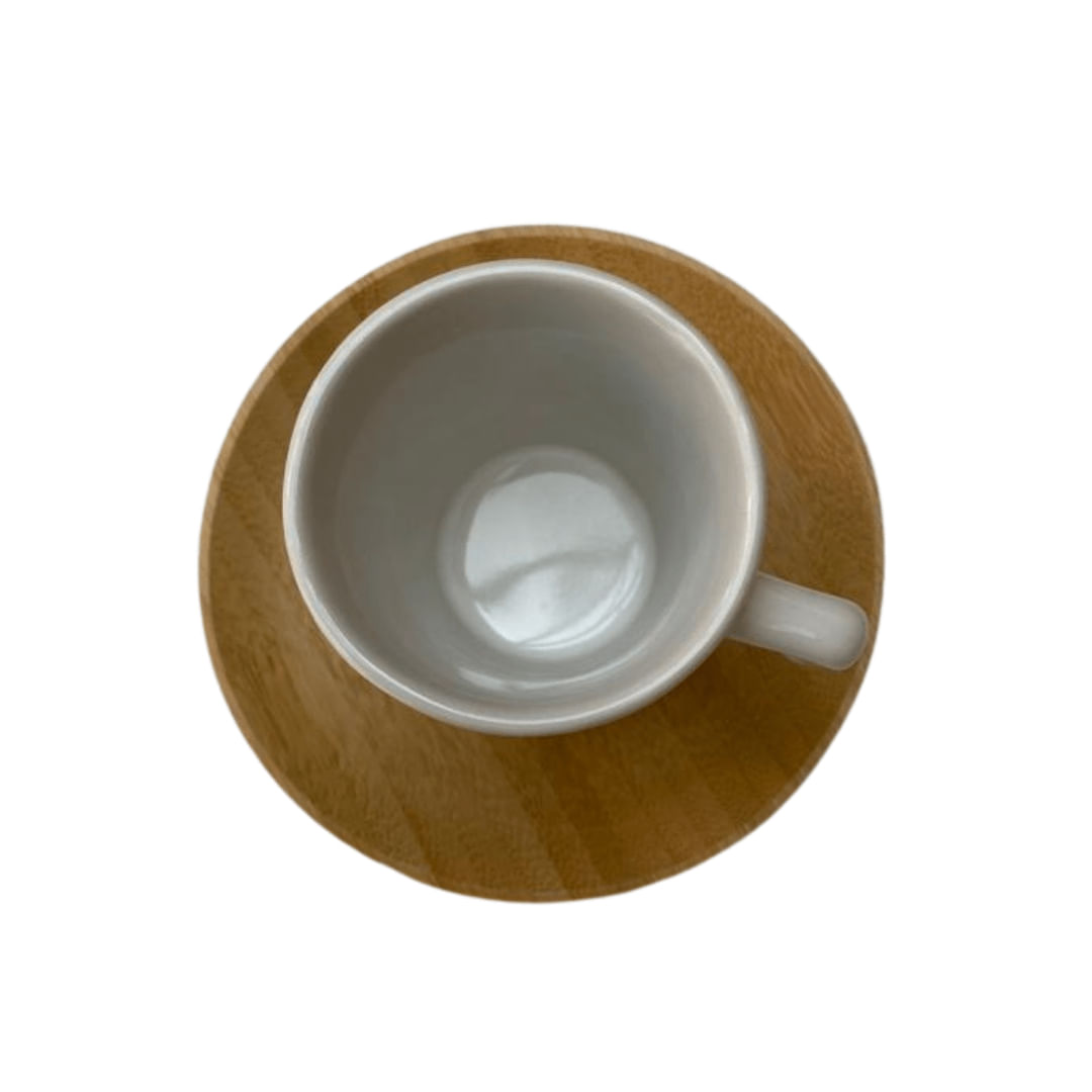 Conjunto cafezinho com pires bambu e xicara cerâmica branca
