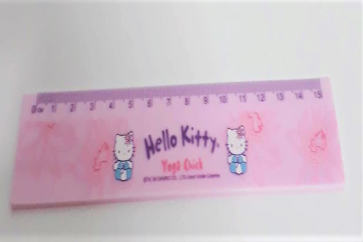 YES Régua Plástica Hello Kitty Yoga Chick 15 cm
